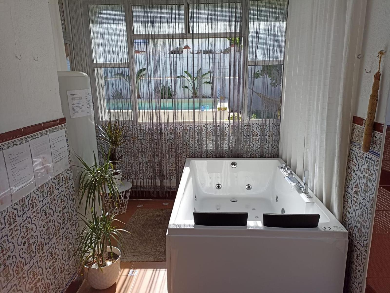 치클라나 데 라 프론테라 Casa, Piscina, Jacuzzi, Garaje, Barbacoa. 빌라 외부 사진